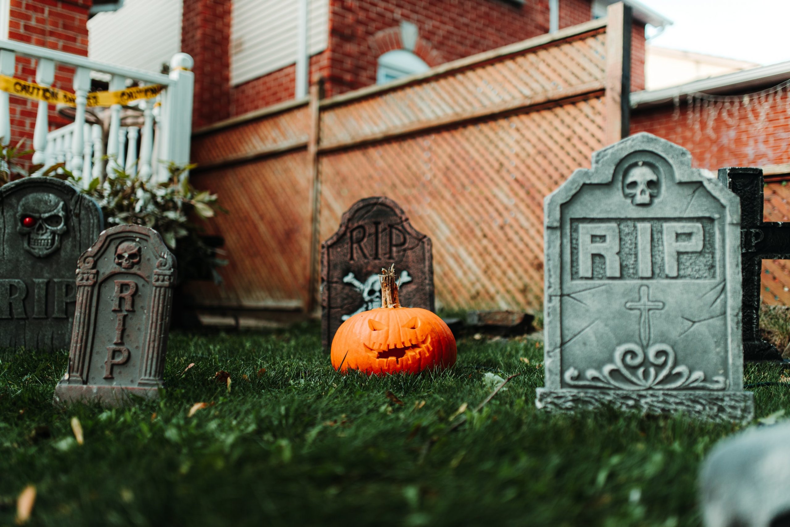 How to Choose the Best Halloween Decor
